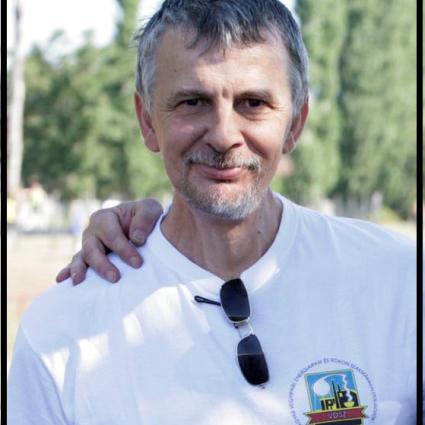 Elhunyt Cseh János